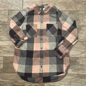 H&M Divided Pink & Blue Plaid Button Down Shirt